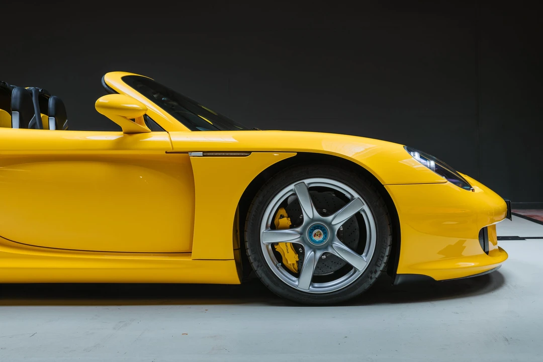 2005 Porsche Carrera GT - Image 28 of 31