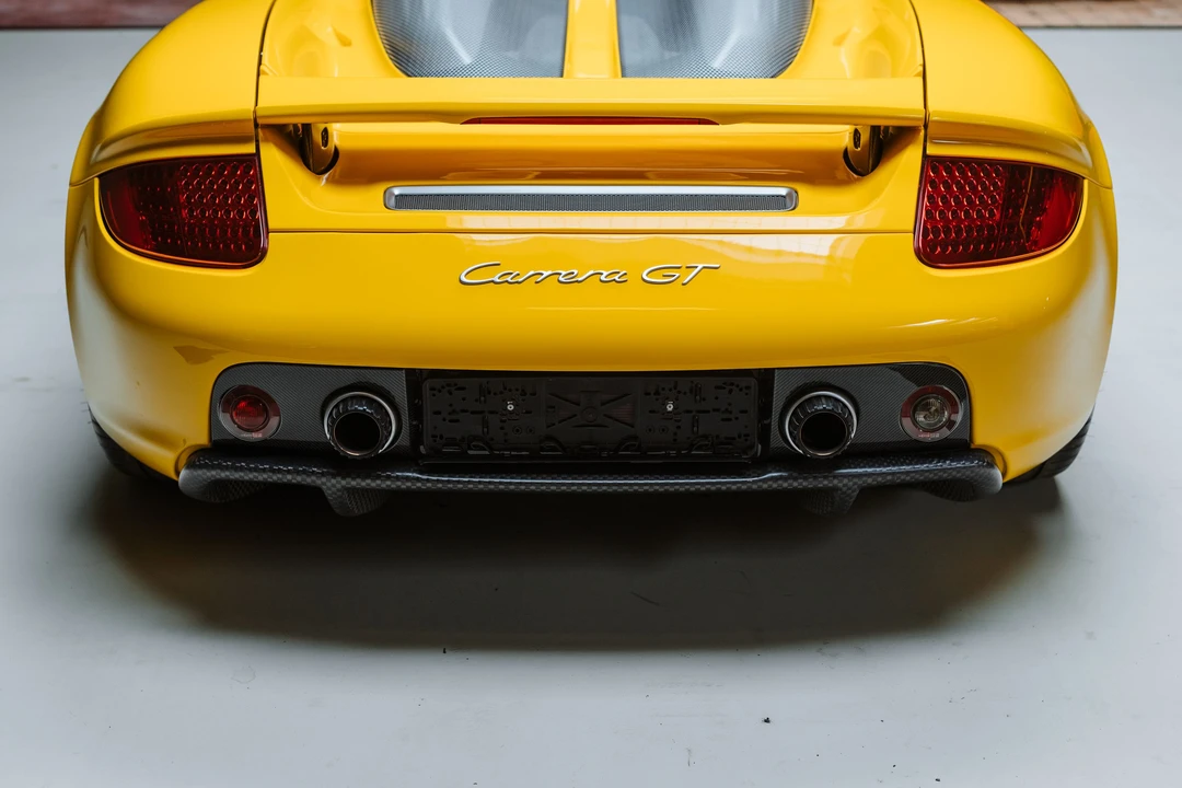 2005 Porsche Carrera GT - Image 6 of 31