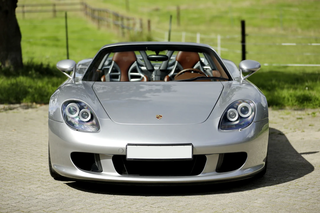 2005 Porsche Carrera GT - Image 10 of 31