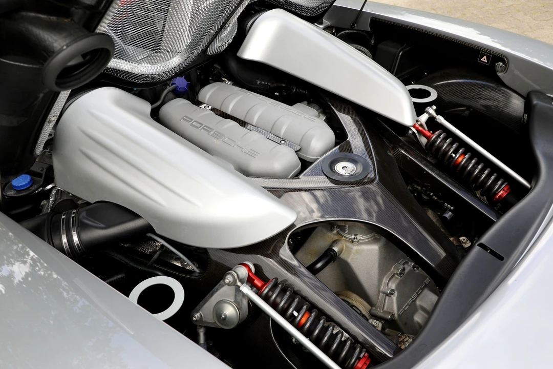 2005 Porsche Carrera GT - Image 27 of 31