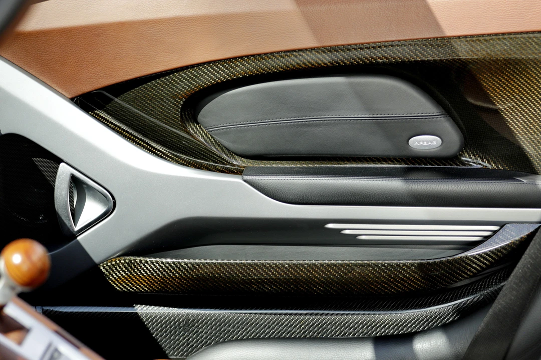 2005 Porsche Carrera GT - Image 19 of 31