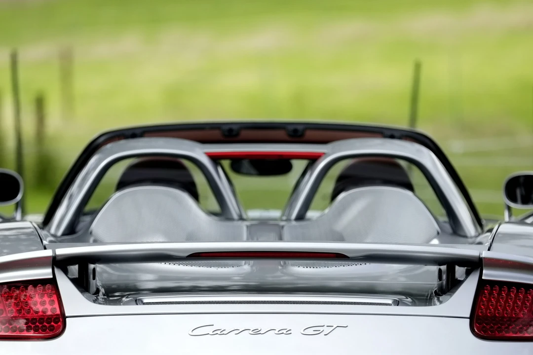 2005 Porsche Carrera GT - Image 22 of 31