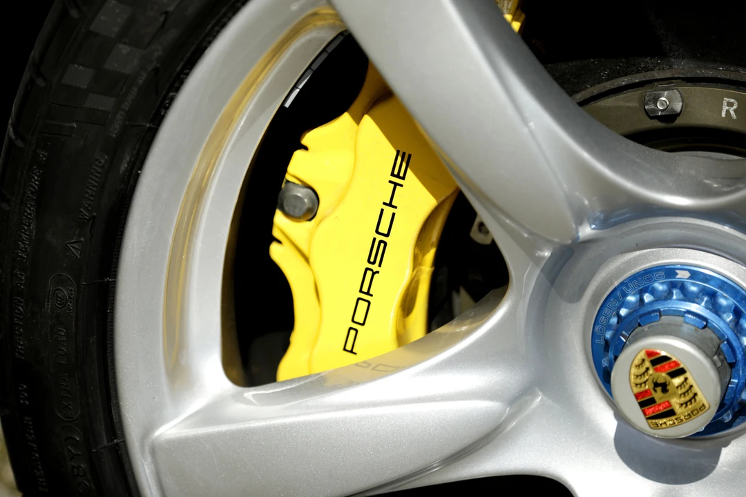2005 Porsche Carrera GT - Image 26 of 31