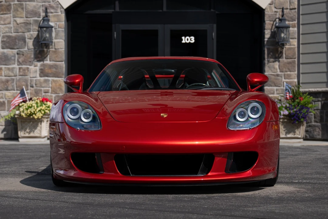 2005 Porsche Carrera GT - Image 30 of 31