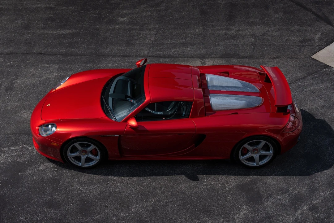 2005 Porsche Carrera GT - Image 8 of 31