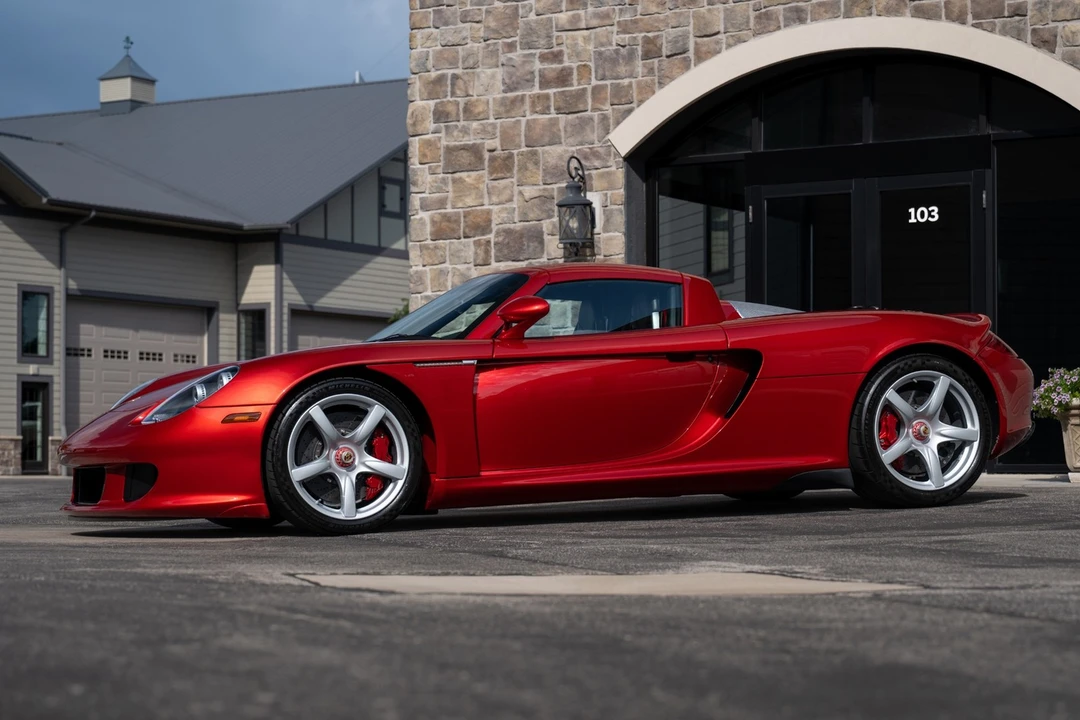 2005 Porsche Carrera GT - Image 6 of 31