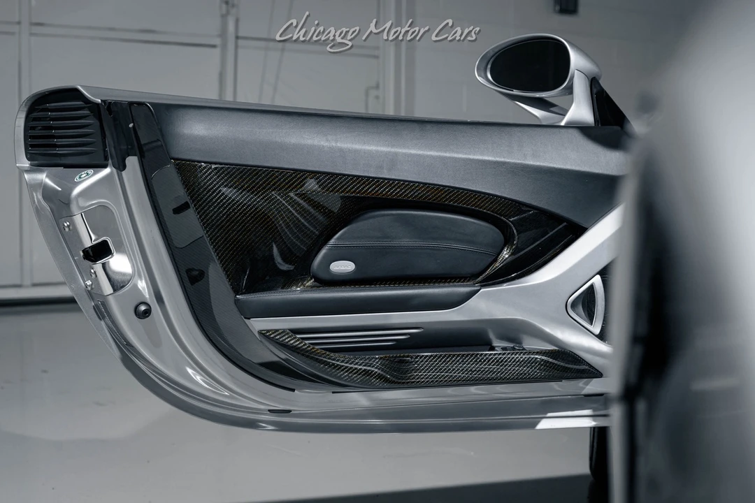 2005 Porsche Carrera GT - Image 25 of 31