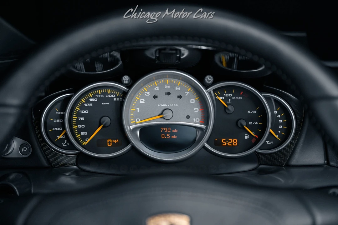 2005 Porsche Carrera GT - Image 11 of 31
