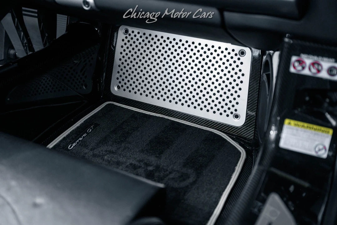 2005 Porsche Carrera GT - Image 24 of 31