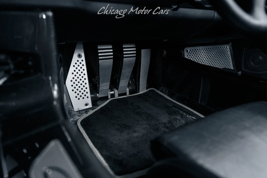 2005 Porsche Carrera GT - Image 15 of 31