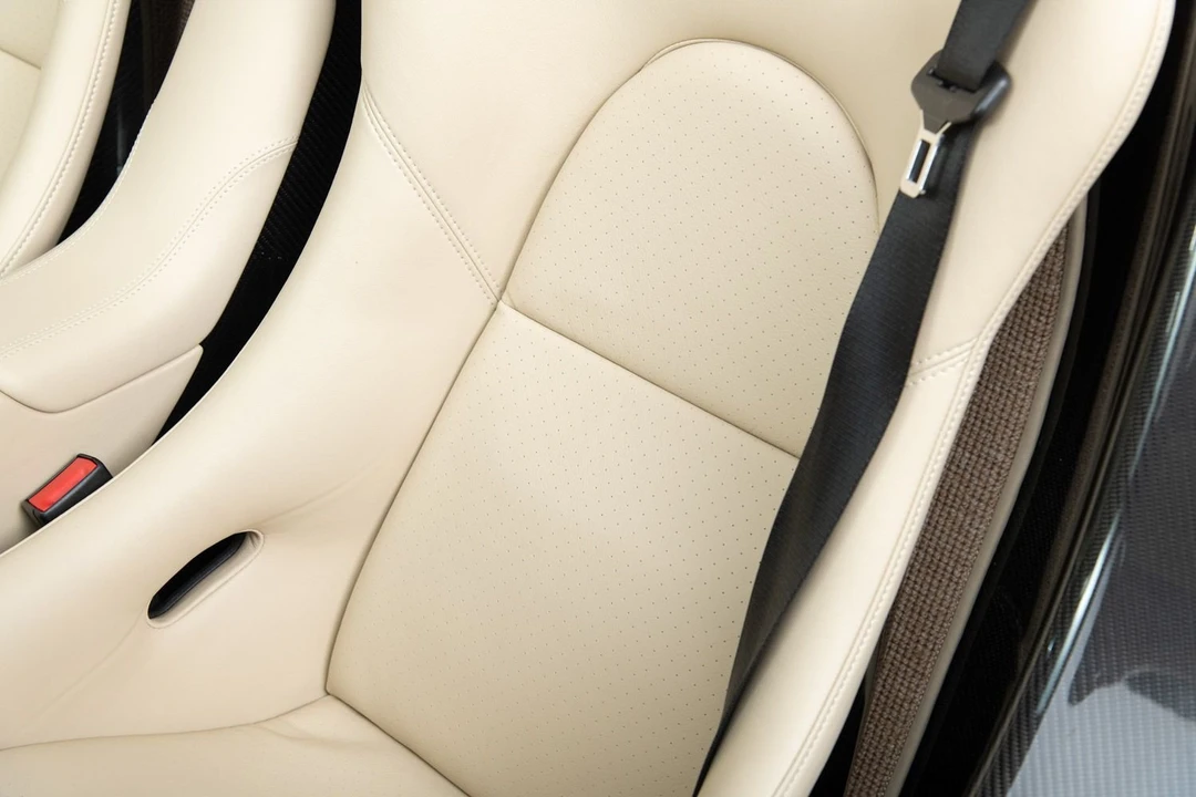 2005 Porsche Carrera GT - Image 31 of 31