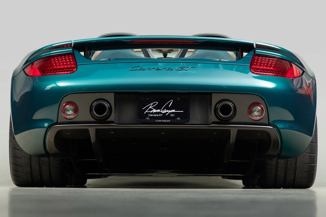 2005 Porsche Carrera GT - Image 8 of 31