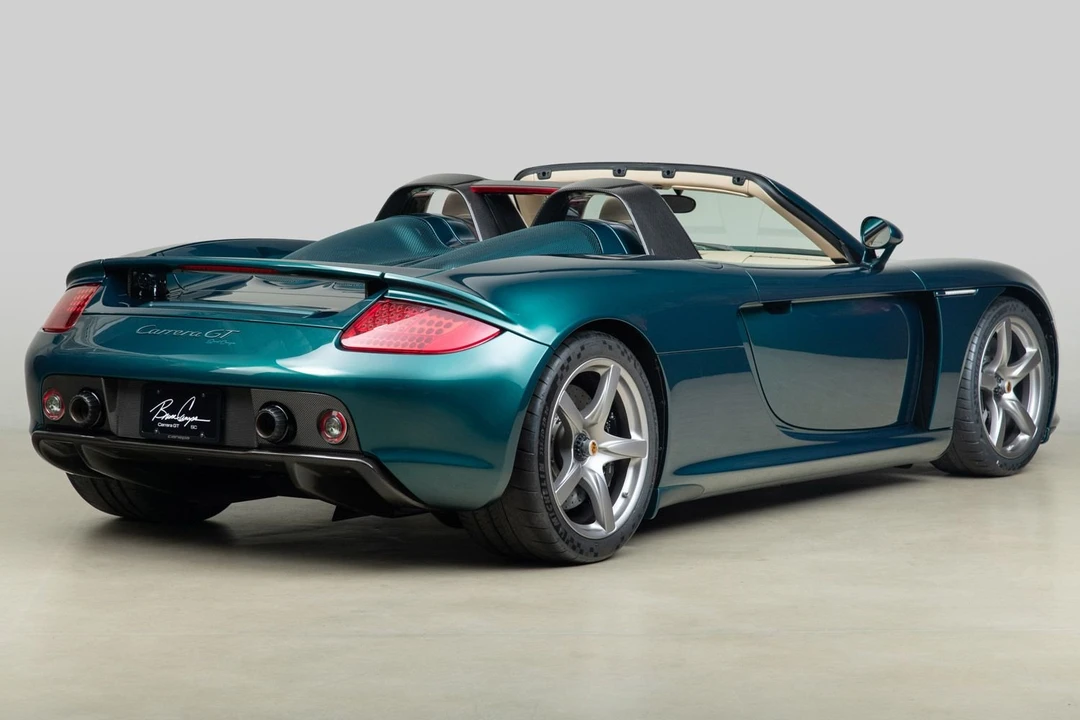 2005 Porsche Carrera GT - Image 10 of 31