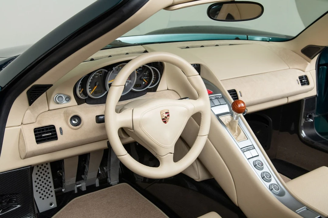 2005 Porsche Carrera GT - Image 30 of 31
