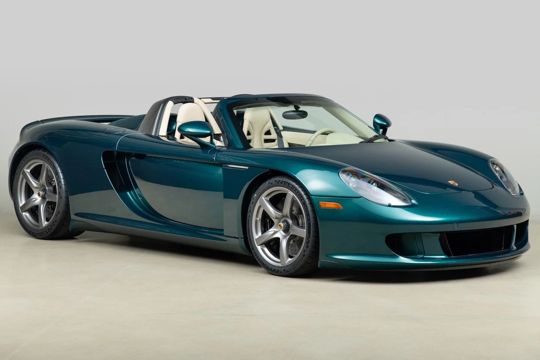 2005 Porsche Carrera GT - Image 12 of 31