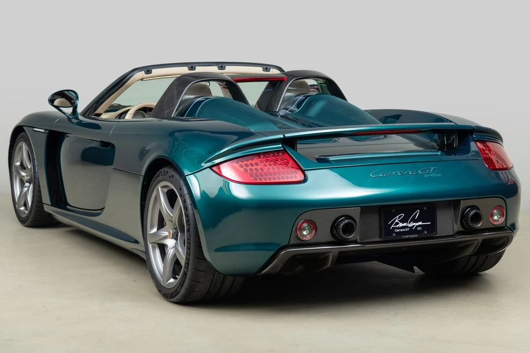 2005 Porsche Carrera GT - Image 6 of 31