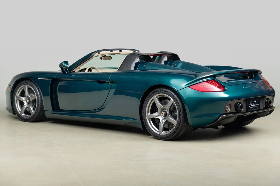 2005 Porsche Carrera GT - Image 5 of 31