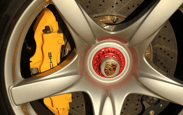 2005 Porsche Carrera GT - Image 12 of 15