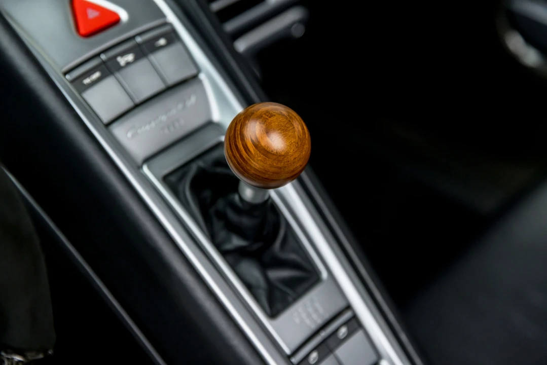2005 Porsche Carrera GT - Image 3 of 31