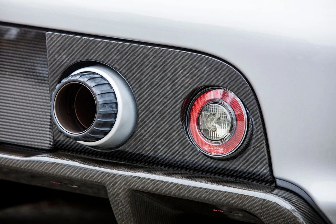 2005 Porsche Carrera GT - Image 23 of 31