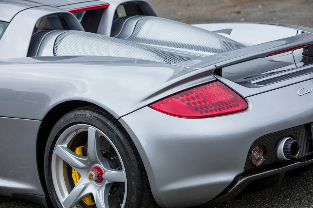 2005 Porsche Carrera GT - Image 26 of 31