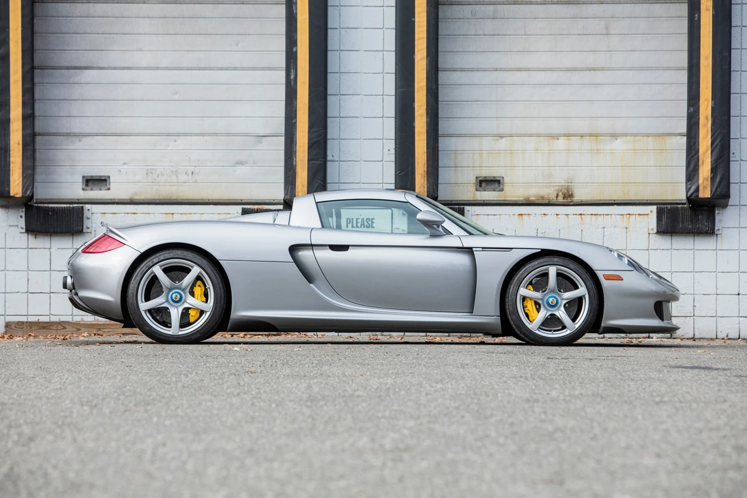 2005 Porsche Carrera GT - Image 6 of 31