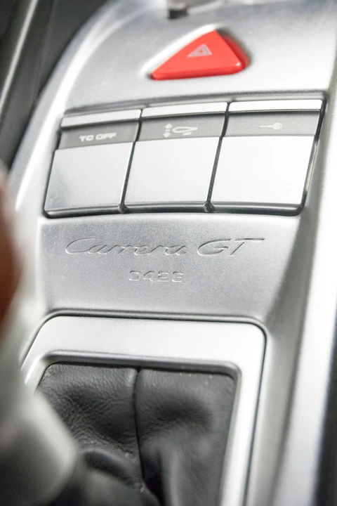 2005 Porsche Carrera GT - Image 9 of 23
