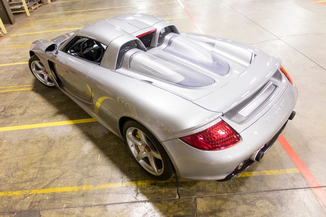 2005 Porsche Carrera GT - Image 5 of 23