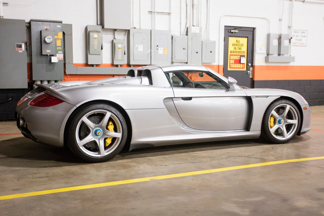 2005 Porsche Carrera GT - Image 13 of 23