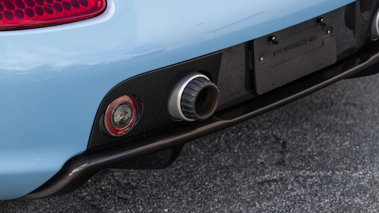 2005 Porsche Carrera GT - Image 30 of 31