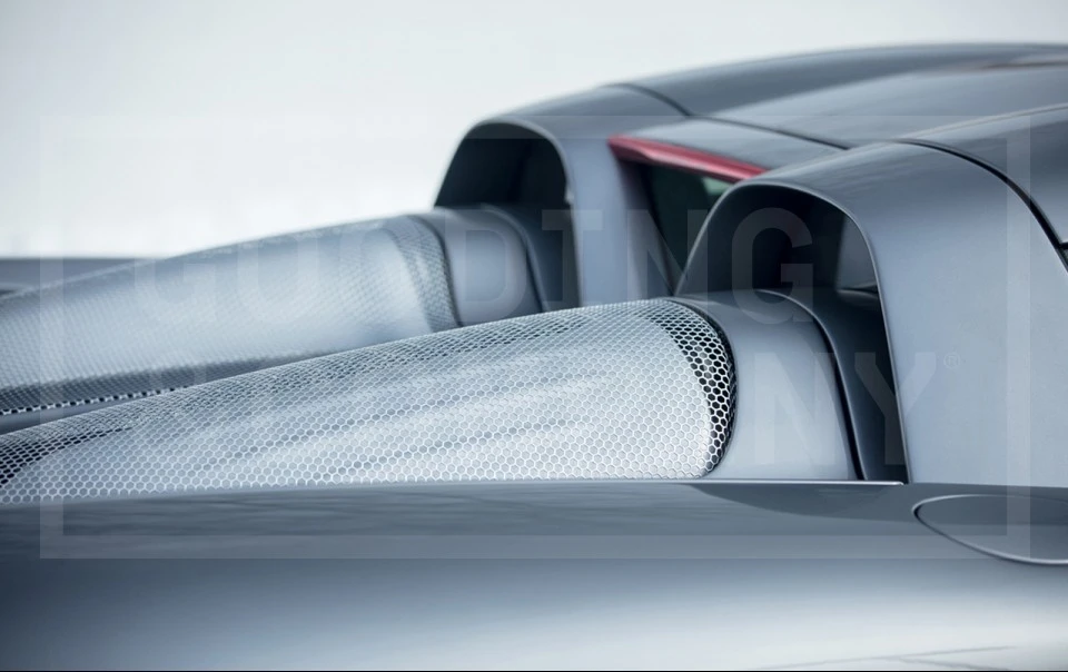 2005 Porsche Carrera GT - Image 20 of 27