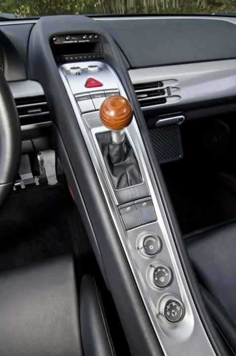 2005 Porsche Carrera GT - Image 6 of 12