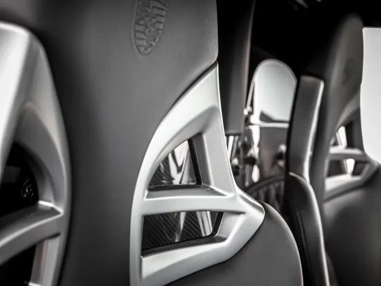 2005 Porsche Carrera GT - Image 22 of 31