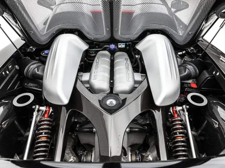 2005 Porsche Carrera GT - Image 4 of 31