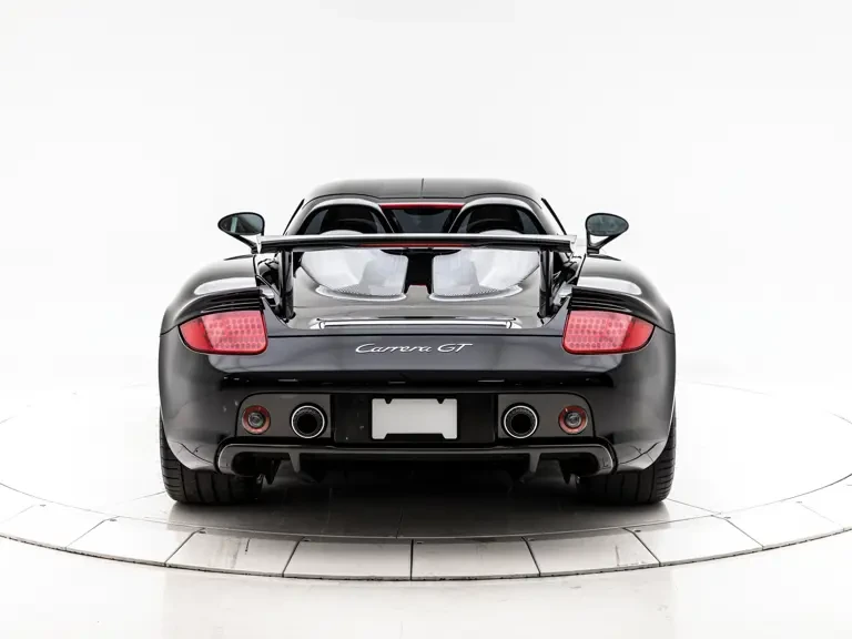 2005 Porsche Carrera GT - Image 9 of 31