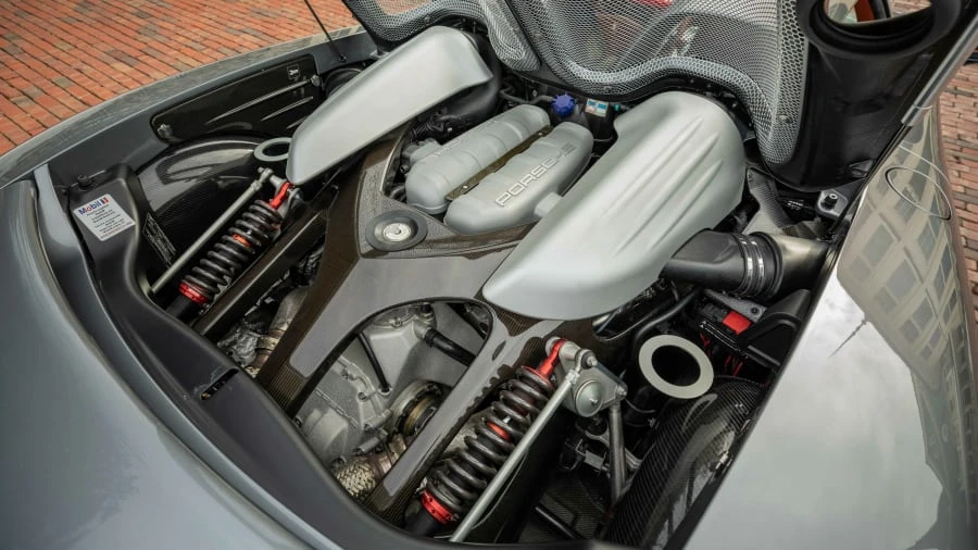 2005 Porsche Carrera GT - Image 7 of 31