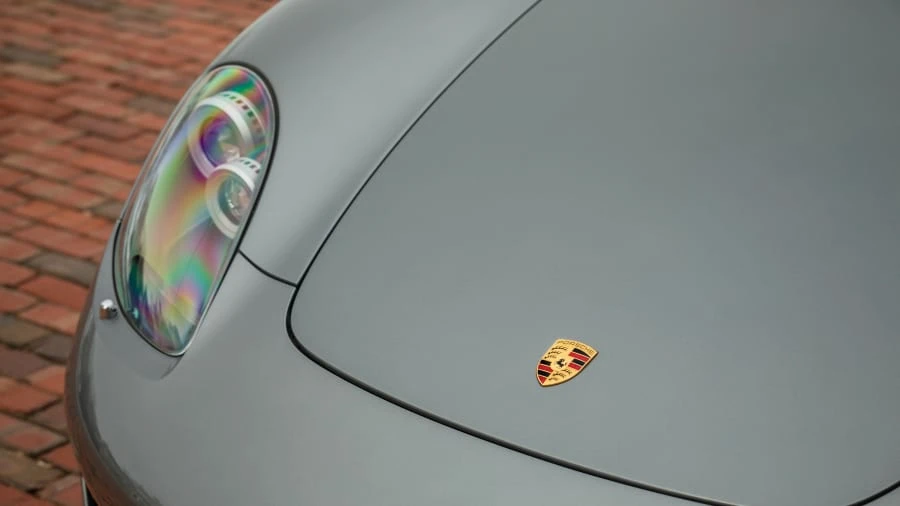 2005 Porsche Carrera GT - Image 10 of 31