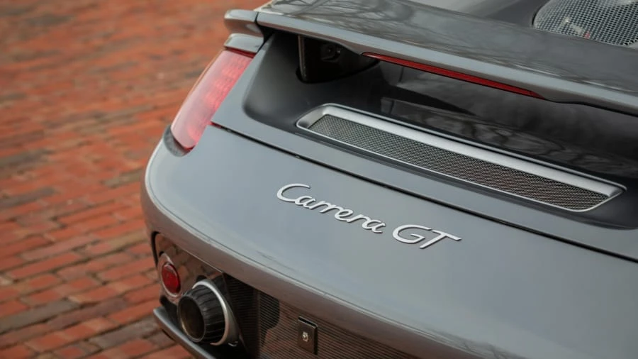 2005 Porsche Carrera GT - Image 11 of 31