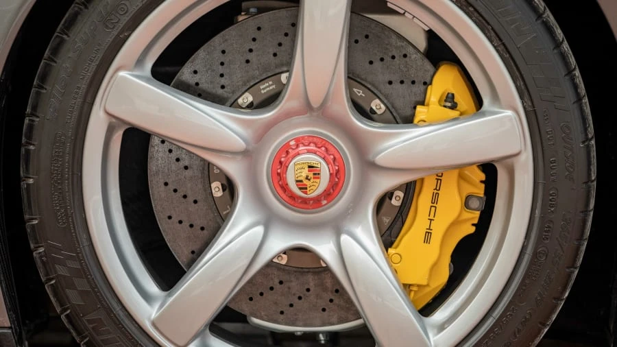 2005 Porsche Carrera GT - Image 26 of 31
