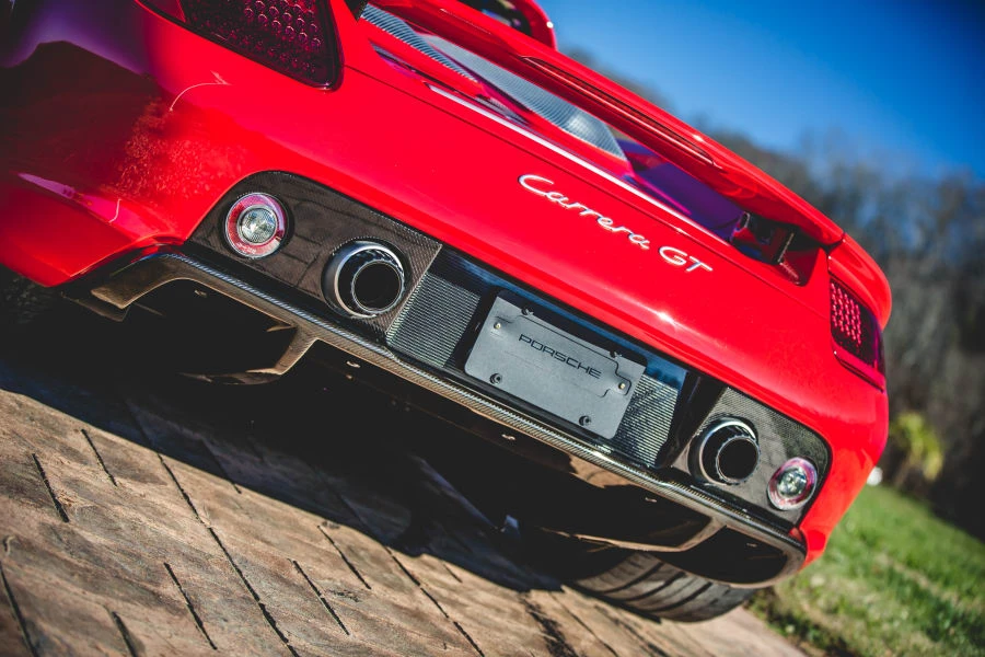 2005 Porsche Carrera GT - Image 11 of 12