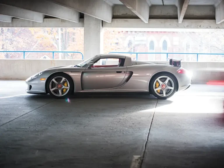 2005 Porsche Carrera GT - Image 19 of 31