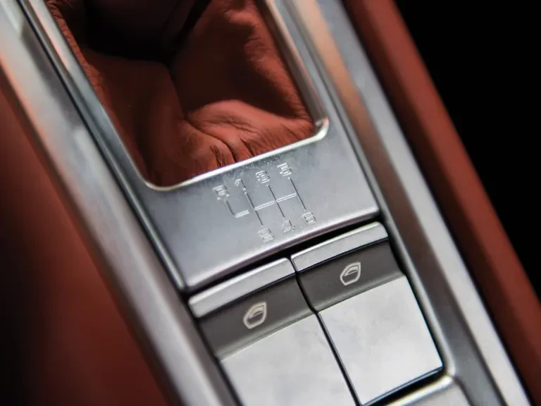 2005 Porsche Carrera GT - Image 31 of 31