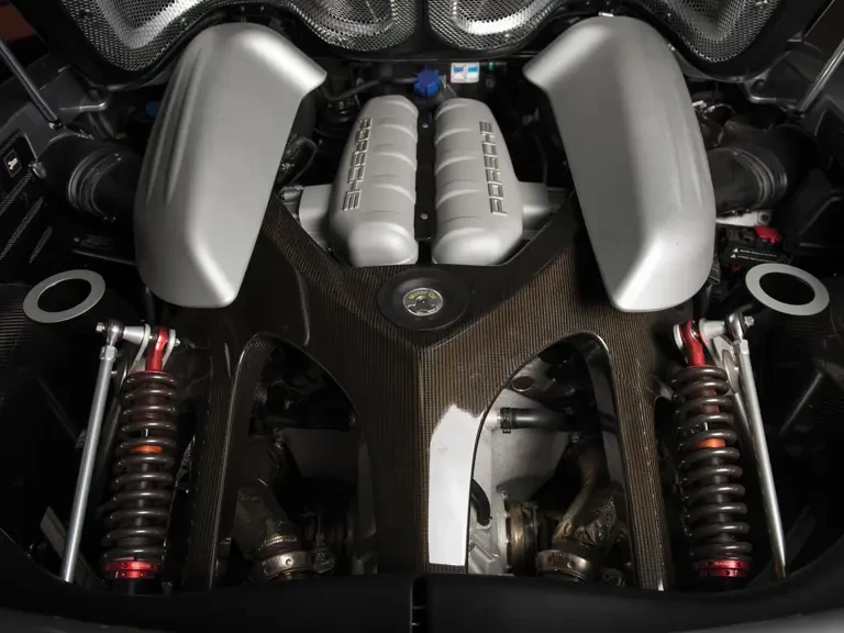 2005 Porsche Carrera GT - Image 4 of 31