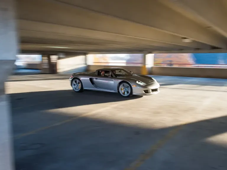 2005 Porsche Carrera GT - Image 25 of 31