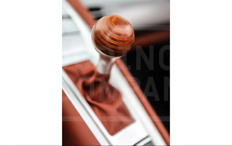 2005 Porsche Carrera GT - Image 11 of 21