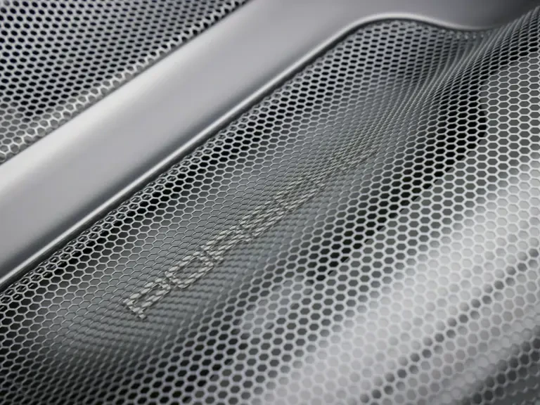 2005 Porsche Carrera GT - Image 25 of 31