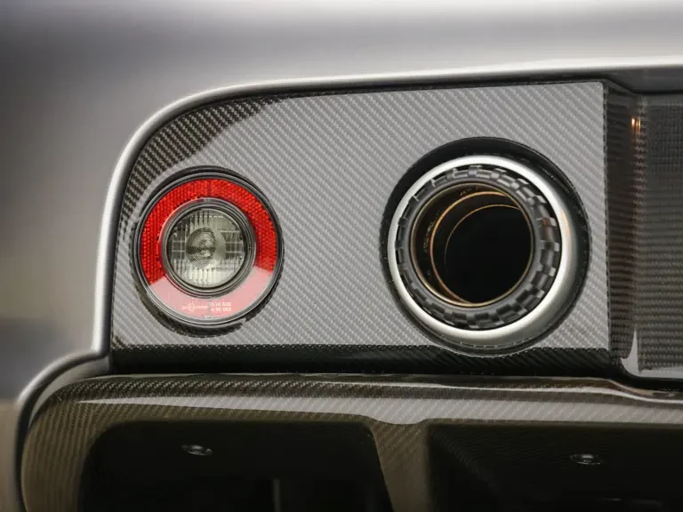 2005 Porsche Carrera GT - Image 22 of 31