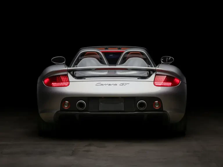2005 Porsche Carrera GT - Image 9 of 31