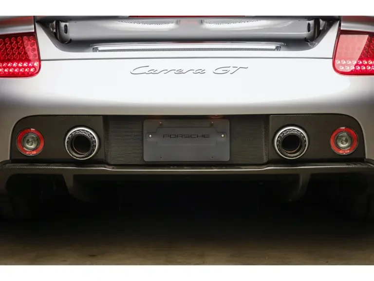 2005 Porsche Carrera GT - Image 27 of 31