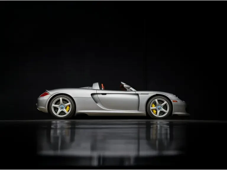 2005 Porsche Carrera GT - Image 6 of 31